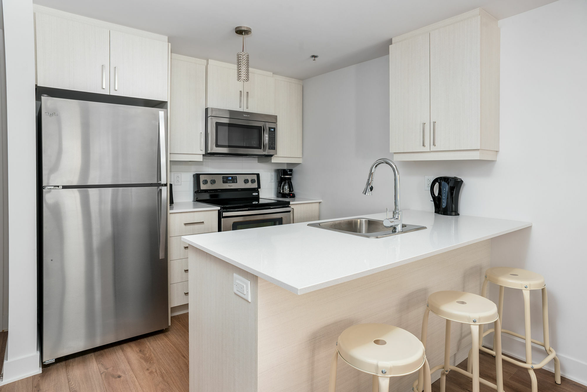 Chic 1Br In Festival Quarter By Sonder Apartment Montreal Exterior photo