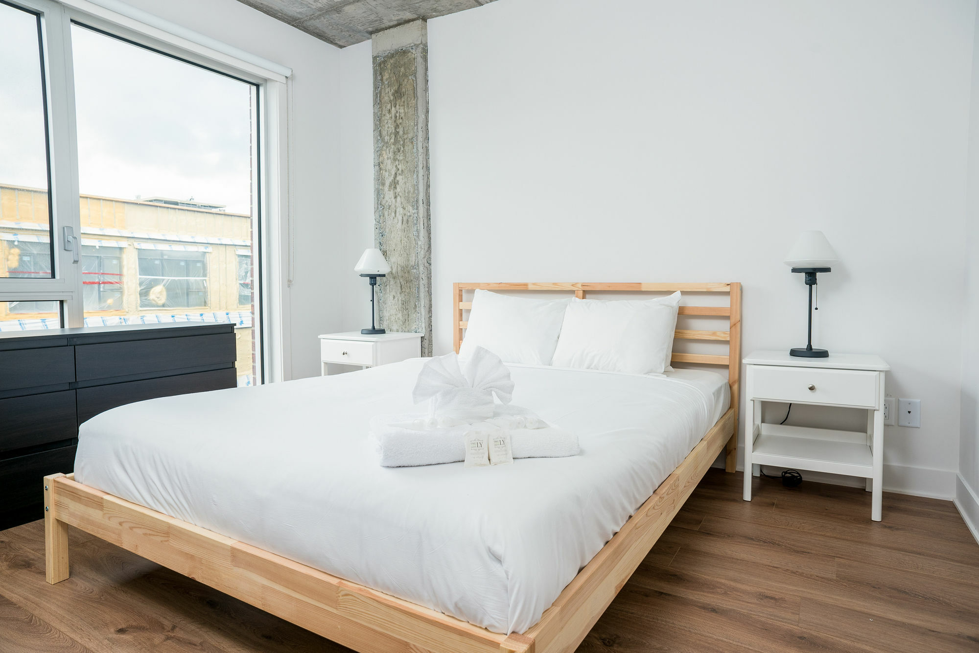 Chic 1Br In Festival Quarter By Sonder Apartment Montreal Exterior photo